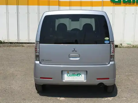 カタログ画像：ｅＫワゴン （EK WAGON） ＭＸ 2010年8月 DBA-H82W 660cc クールシルバーメタリック バック