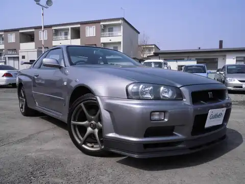 カタログ画像：スカイライン （SKYLINE） ＧＴ－Ｒ 2000年10月 GF-BNR34 2600cc アスリートシルバー（Ｍ）（スーパーファインハードコート） 燃費8.1km / l メイン（その他）