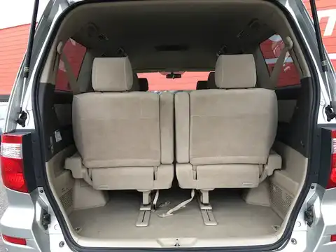 カタログ画像：アルファードＶ （ALPHARD V） ＡＸ Ｌエディション 2004年2月 CBA-ANH10W 2400cc シルバーメタリック 燃費9.7km / l 内装