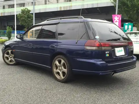 カタログ画像：レガシィツーリングワゴン （LEGACY TOURING WAGON） ＧＴ 1993年10月 E-BG5 2000cc コスミックブルーマイカ 燃費10.4km / l バック