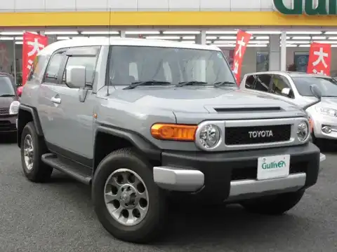 カタログ画像：ＦＪクルーザー （FJ CRUISER） オフロードパッケージ 2010年12月 CBA-GSJ15W 4000cc ツートーン グレーメタリック 燃費8.4km / l メイン（その他）