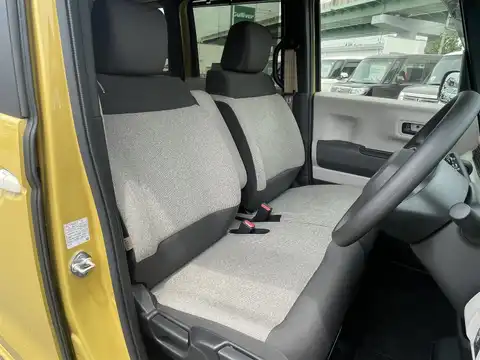 カタログ画像：Ｎ－ＢＯＸ （N-BOX） ファッションスタイル 2023年10月 6BA-JF6 660cc オータムイエロー・パールorプレミアムアイボリー・パールⅡ 燃費19.4km / l 内装