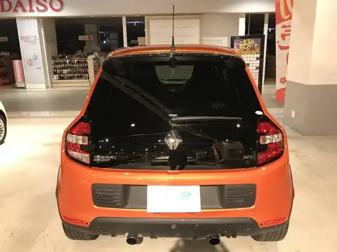 カタログ画像：トゥインゴ （TWINGO） ＧＴ 2017年10月 ABA-AHH4B1 900cc オランジュ ブレイズM バック