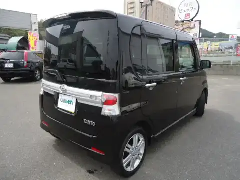 カタログ画像：タント （TANTO） カスタムＲＳ 2012年5月 DBA-L385S 660cc ブラックマイカメタリック 燃費20.8km / l バック