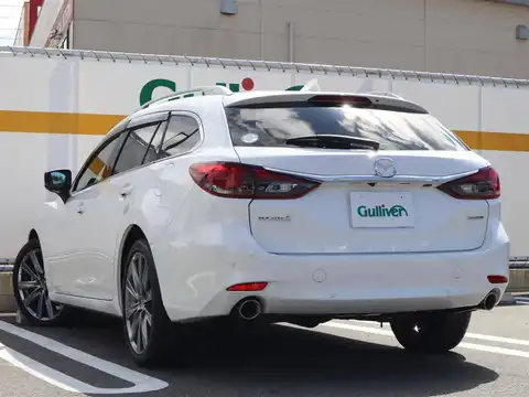 カタログ画像：ＭＡＺＤＡ６ワゴン （MAZDA6 WAGON） ＸＤ Ｌパッケージ 2019年8月 3DA-GJ2AW 2200cc スノーフレイクホワイトパールマイカ 燃費18.8km / l バック