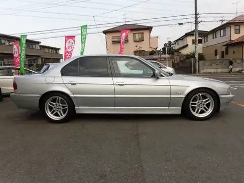 カタログ画像：７シリーズ （7 SERIES） ７３５ｉ Ｍスポーツ 1999年11月 GF-GG35 3500cc チタン・シルバー・メタリック 燃費7.3km / l 外装