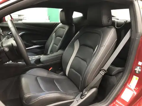 カタログ画像：シボレーカマロ （CHEVROLET CAMARO） ＬＴ ＲＳ 2017年11月 ABA-A1XC 2000cc レッドホット 内装