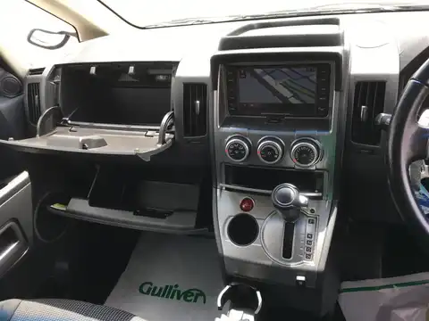 カタログ画像：デリカＤ：５ （DELICA D:5） ローデスト Ｇ ナビパッケージ 2007年10月 DBA-CV5W 2400cc ウォームホワイトパール 内装