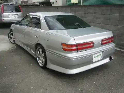 カタログ画像：マークII （MARK II） ツアラーＶ 1997年8月 E-JZX100 2500cc シルバーメタリック 燃費9.6km / l バック