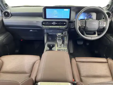 カタログ画像：ランドクルーザー２５０ （LAND CRUISER 250） ＺＸ 2024年4月 3DA-GDJ250W 2800cc アバンギャルドブロンズメタリック 燃費11.0km / l フロント