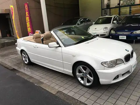 カタログ画像：３シリーズ （3 SERIES） ３３０Ｃｉカブリオーレ 2004年4月 GH-AV30 3000cc アルピン・ホワイトⅢ（ソリッド・カラー） 燃費9.2km / l 外装