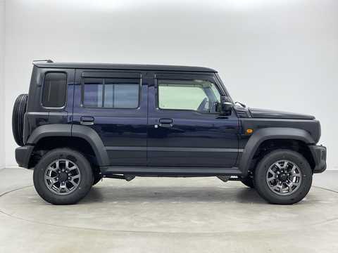 カタログ画像：ジムニー （JIMNY） ＸＧ 2025年11月 3BA-JB64W 660cc 燃費14.3km / l メイン