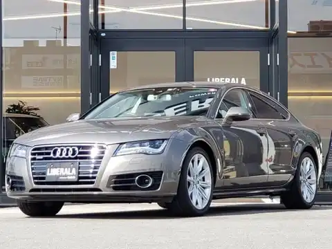 カタログ画像：Ａ７スポーツバック （A7 SPORTBACK） ３．０ＴＦＳＩクワトロ 2014年8月 DBA-4GCGWC 3000cc ウーロングレーメタリックorダコタグレーメタリック 燃費11.0km / l メイン（その他）