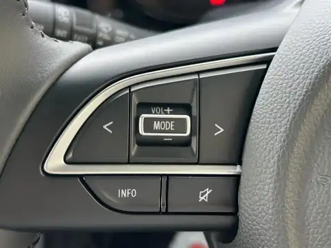 カタログ画像：ジムニーノマド （JIMNY NOMADE） ＦＣ 2025年4月 3BA-JC74W 1500cc シフォンアイボリーメタリック2ブラック2トーンルーフ 燃費14.9km / l 内装