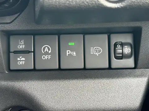 カタログ画像：ジムニーノマド （JIMNY NOMADE） ＦＣ 2025年4月 3BA-JC74W 1500cc シフォンアイボリーメタリック2ブラック2トーンルーフ 燃費14.9km / l 内装