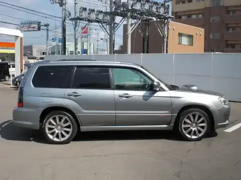 カタログ画像：フォレスター （FORESTER） ＳＴｉバージョン 2005年12月 TA-SG9 2500cc 燃費10.0km / l 外装