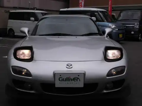 カタログ画像：ＲＸ－７ （RX-7） タイプＲバサースト 2001年12月 GF-FD3S 1400cc サンライトシルバーメタリック 燃費8.1km / l フロント