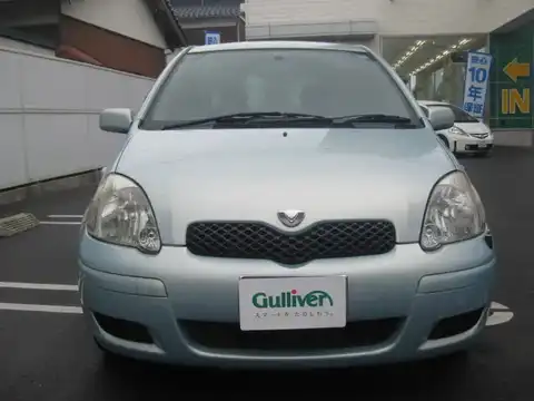 カタログ画像：ヴィッツ （VITZ） Ｕ 2003年8月 UA-SCP13 1300cc ペールブルーマイカメタリック 燃費23.5km / l フロント