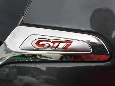 カタログ画像：２０８ （208） ＧＴｉ 2015年2月 ABA-A9C5F03 1600cc シャーク・グレー 燃費13.8km / l 外装