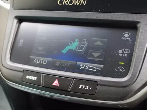 カタログ画像：クラウン （CROWN） アスリートｉ－Ｆｏｕｒ 2014年7月 DBA-GRS211 2500cc プレシャスシルバー 燃費10.2km / l 内装