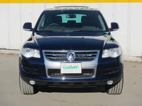 カタログ画像：トゥアレグ （TOUAREG） Ｖ６ 2009年1月 ABA-7LBHKS 3600cc シャドーブルーメタリック 燃費6.9km / l フロント