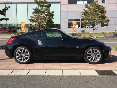 カタログ画像：フェアレディＺ （FAIRLADY Z） バージョンＴ 2016年8月 CBA-Z34 3700cc ダイヤモンドブラック（Ｐ） 燃費9.2km / l 外装