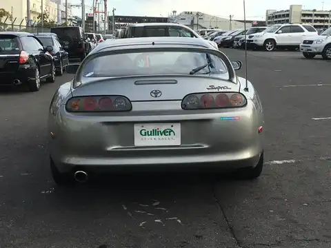 カタログ画像：スープラ （SUPRA） ＳＺ 2001年9月 GF-JZA80 3000cc グレイッシュグリーンマイカメタリック 燃費8.9km / l バック