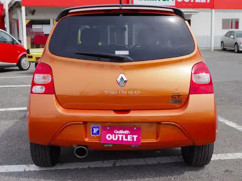 カタログ画像：トゥインゴ （TWINGO） ＧＴ リミテ２ 2009年12月 ABA-ND4FT 1200cc スパーク・オレンジ（Ｍ） バック