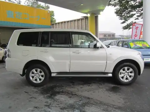 カタログ画像：パジェロ （PAJERO） ロング ＧＲ 2010年9月 LDA-V98W 3200cc ウォームホワイトパール 外装