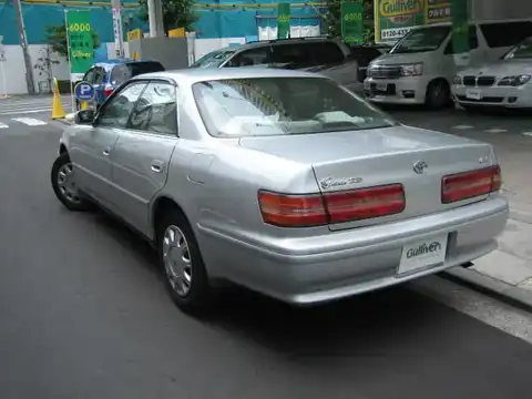 カタログ画像：マークII （MARK II） グランデ 1997年8月 E-JZX100 2500cc シルバーメタリック 燃費10.6km / l バック