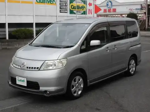 カタログ画像：セレナ （SERENA） ２０ＲＳ 2005年12月 DBA-NC25 2000cc ダイヤモンドシルバー（Ｍ） 燃費12.0km / l 外装