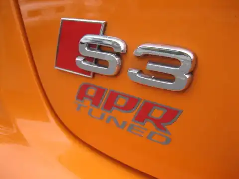 カタログ画像：Ｓ３ （S3） スポーツバック 2009年7月 ABA-8PCDLF 2000cc ソーラーオレンジ 燃費10.4km / l 外装