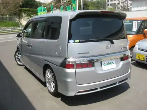 カタログ画像：ステップワゴン （STEPWAGON） スパーダ２４ＳＺ 2007年11月 DBA-RG4 2400cc アラバスターシルバー・メタリック 燃費11.2km / l 外装