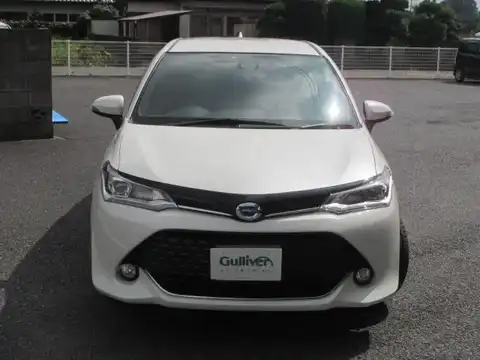 カタログ画像：カローラフィールダー （COROLLA FIELDER） ハイブリッドＧ ダブルバイビー 2015年4月 DAA-NKE165G 1500cc ホワイトパールクリスタルシャイン 燃費33.8km / l フロント