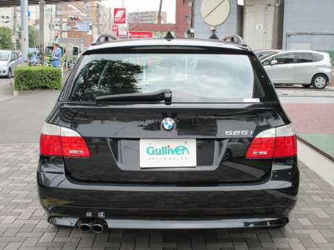 カタログ画像：５シリーズ （5 SERIES） ５２５ｉツーリングハイラインパッケージ 2008年1月 ABA-PU25 2500cc 燃費8.5km / l バック