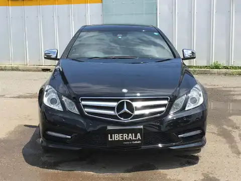 カタログ画像：Ｅクラス （E-CLASS） Ｅ２５０ ブルーエフィシェンシー クーペ 2011年11月 DBA-207347 1800cc オブシディアンブラック（Ｍ） 燃費13.2km / l フロント