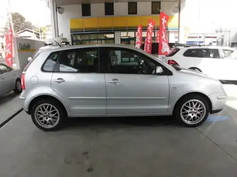 カタログ画像：ポロ （POLO） アベニーダ 2004年1月 GH-9NBBY 1400cc リフレックスシルバーメタリック 燃費13.4km / l 外装