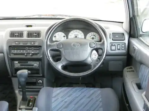 カタログ画像：スターレット （STARLET） ルフレ カスタムパック装着車 1996年1月 E-EP91 1300cc ブルーイッシュシルバーメタリック 燃費19.8km / l 内装