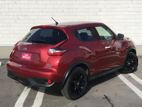 カタログ画像：ジューク （JUKE） １６ＧＴ ＦＯＵＲ パーソナライゼーション 2018年5月 CBA-NF15 1600cc ラディアントレッド（ＰＭ）orパッションレッド 燃費13.4km / l バック