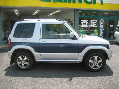 カタログ画像：パジェロミニ （PAJERO MINI） エクシード 2009年12月 ABA-H58A 660cc クールシルバーメタリック／ダークブルーマイカ／クールシルバーメタリック・３ウェイ２トーン 外装