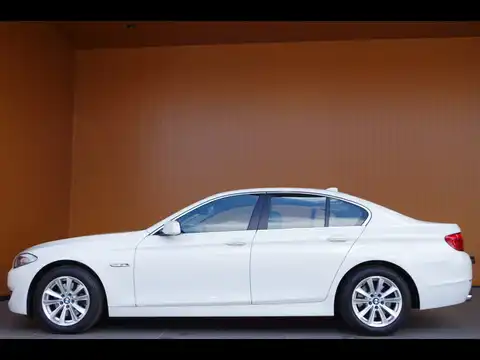 ＢＭＷ,５シリーズ,５２３ｉ ハイラインパッケージ,2010年7月