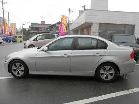 カタログ画像：３シリーズ （3 SERIES） ３２５ｉ 2008年10月 ABA-VB25 2500cc チタン・シルバー（メタリック・カラー） 燃費9.3km / l 外装