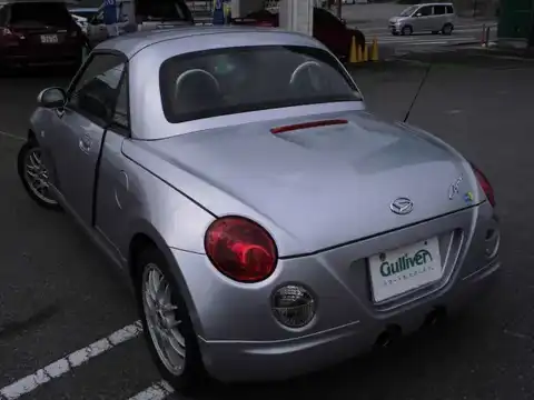 カタログ画像：コペン （COPEN） アルティメットエディション 2006年6月 ABA-L880K 660cc ＤＣ・ブライトシルバーメタリック 燃費15.2km / l バック