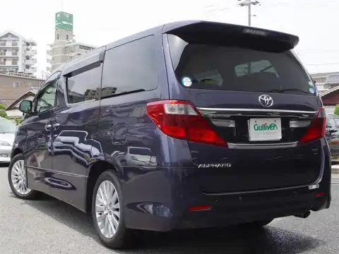 カタログ画像：アルファード （ALPHARD） ２４０Ｓ サイドリフトアップシート装着車 2014年4月 DBA-ANH20W 2400cc ダークバイオレットマイカメタリック 燃費10.8km / l バック