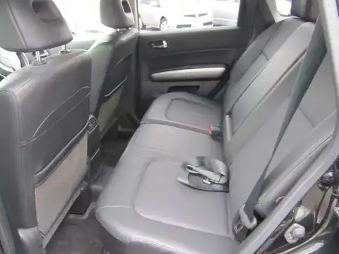 カタログ画像：エクストレイル （X-TRAIL） ２０Ｘtt 2009年12月 DBA-T31 2000cc ダイヤモンドブラック（Ｐ） 燃費14.0km / l 内装