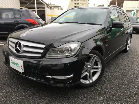 カタログ画像：Ｃクラスステーションワゴン （C-CLASS STATIONWAGON） Ｃ２００ ブルーエフィシェンシー ステーションワゴン アバンギャルド 2011年10月 DBA-204248 1800cc マグネタイトブラック（Ｍ）orオプシディアンブラック（Ｍ） 燃費13.6km / l 外装