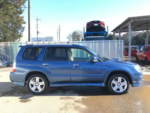 カタログ画像：フォレスター （FORESTER） ２．０ＸＴ 2005年12月 TA-SG5 2000cc ニューポートブルー・パール 燃費13.0km / l 外装