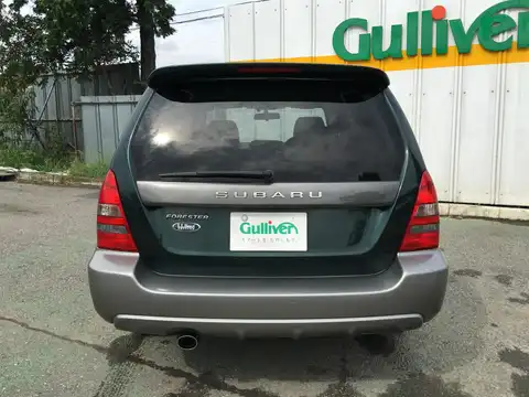 カタログ画像：フォレスター （FORESTER） Ｘ２０ Ｌ．Ｌ．Ｂｅａｎエディション 2004年4月 TA-SG5 2000cc ナチュラルグリーン・マイカ／カーボングレー・メタリック 燃費13.6km / l バック