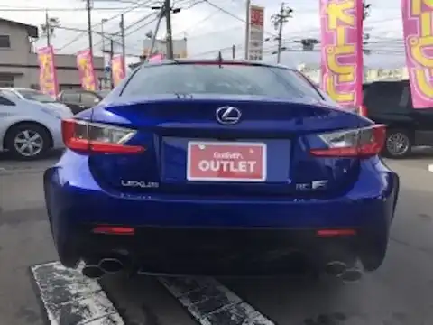 カタログ画像：ＲＣ Ｆ （RC F） カーボンエクステリアパッケージ 2015年10月 DBA-USC10 5000cc ヒートブルーコントラストレイヤリング 燃費8.2km / l バック