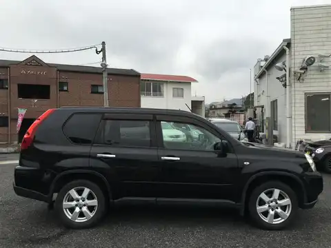 カタログ画像：エクストレイル （X-TRAIL） ２５Ｘ 2007年8月 CBA-TNT31 2500cc ダイヤモンドブラック（Ｐ） 燃費11.6km / l 外装